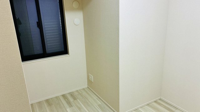 ブランシエラ岡山のその他|北側洋室の柱部分です