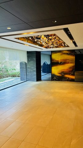 ブランシエラ岡山のその他共用部分|広々とした入口ホールです