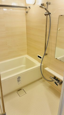 ブランシエラ岡山の浴室|浴室乾燥機付きです