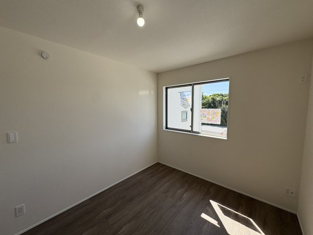 GL南城市玉城百名3期-2号棟　＼☆ご成約時 キャッシュバック☆／の洋室|ゆったりした洋室です