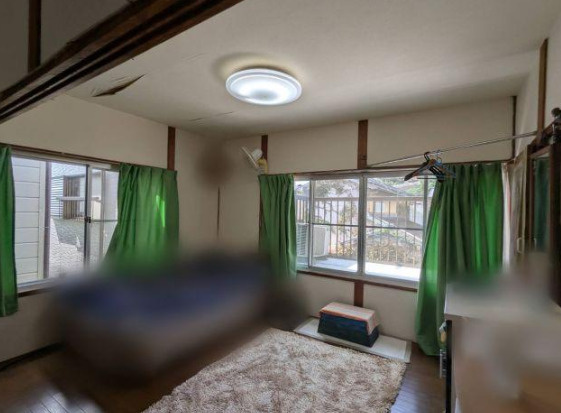 中秦泉寺の洋室|二面採光で明るい主寝室。ゆったりとした広さを確保しています。