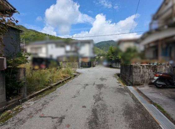 中秦泉寺の前面道路含む現地写真|前面道路含む現地写真です