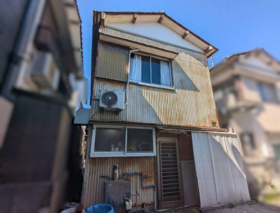 中秦泉寺の外観