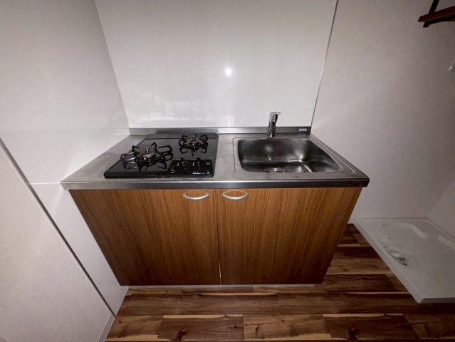 エムフラット衣摺Iのキッチン