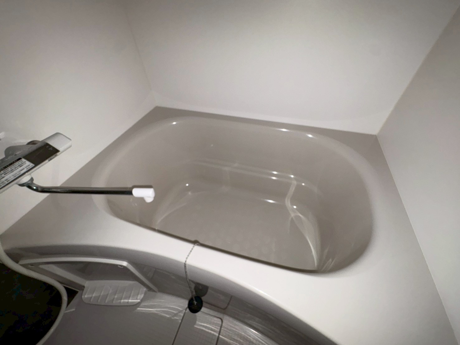 エムフラット衣摺Iの浴室