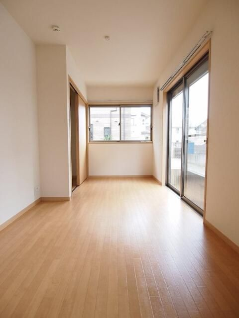 ドルチェ本八幡Ａ棟の寝室