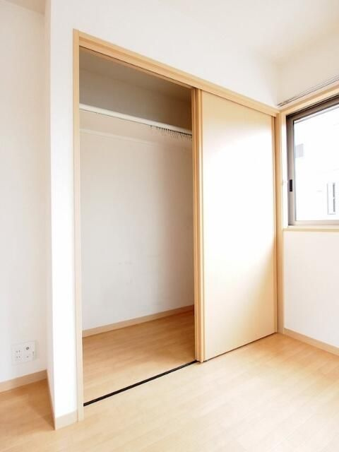 ドルチェ本八幡Ａ棟の収納