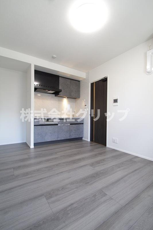 デュオステージ横浜中央の居間・リビング