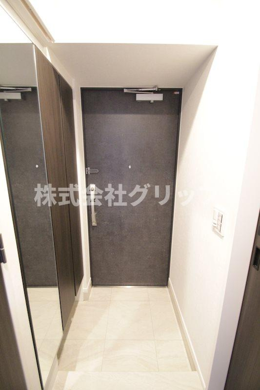 デュオステージ横浜中央の玄関