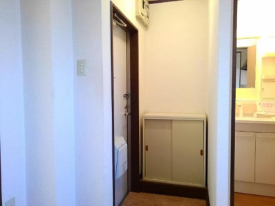 【玄関】 | ハイライズ雪竹