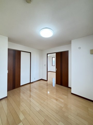 【洋室】 | シャー・メゾンM