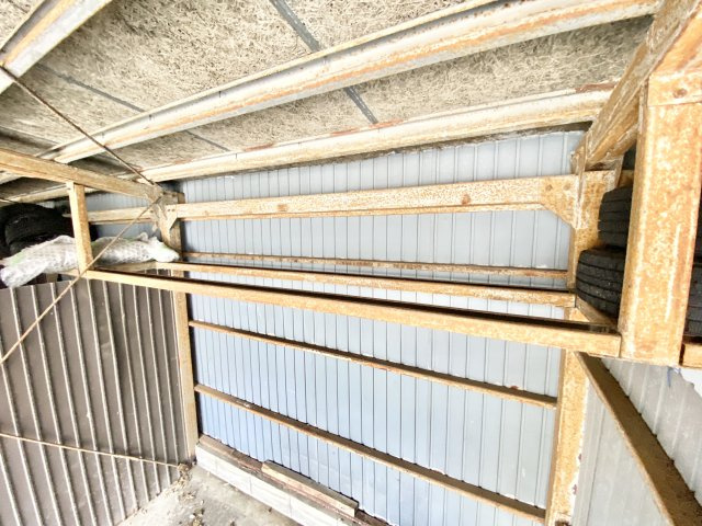 見附市学校町駐車ガレージのその他