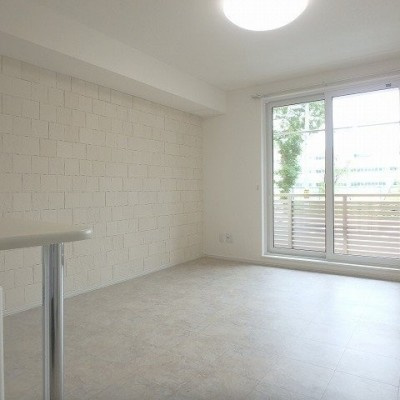 オリエンスの居間・リビング