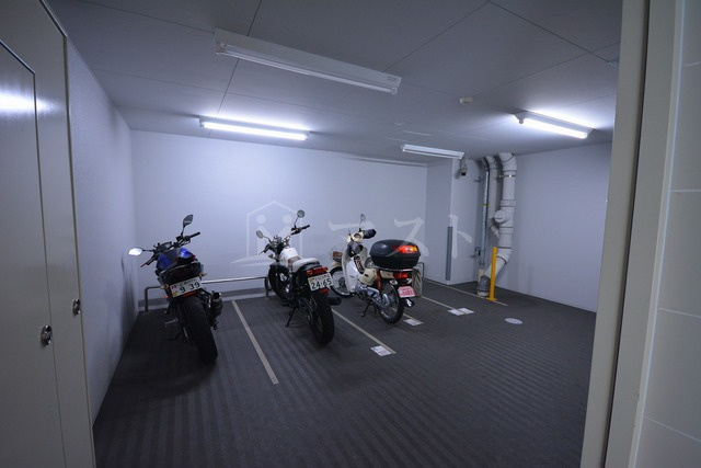 セオリー難波WESTのその他