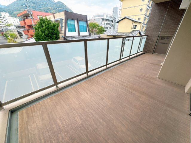 【バルコニー】 | 以和貴マンション須賀町☆仲介手数料半額☆