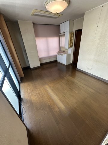 久留米市日吉町の賃貸マンションの洋室