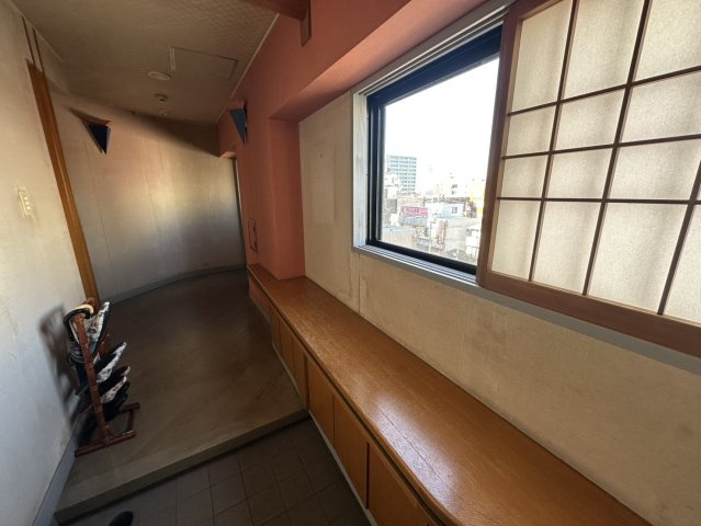 久留米市日吉町の賃貸マンションの玄関