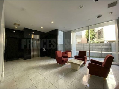 【ロビー】 | アクシア池袋 | 清潔なロビーです