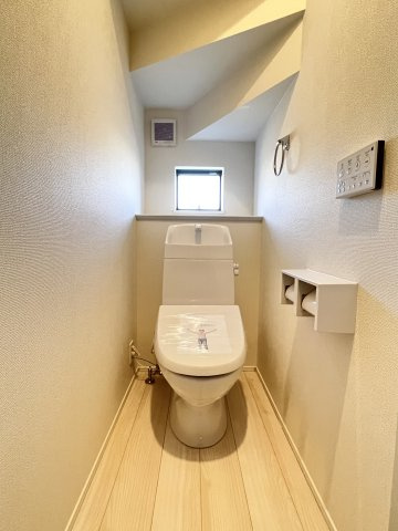 津市半田 第1 新築戸建【全2棟】のトイレ|１階トイレ