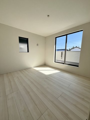 津市半田 第1 新築戸建【全2棟】の洋室|２階洋室：７帖