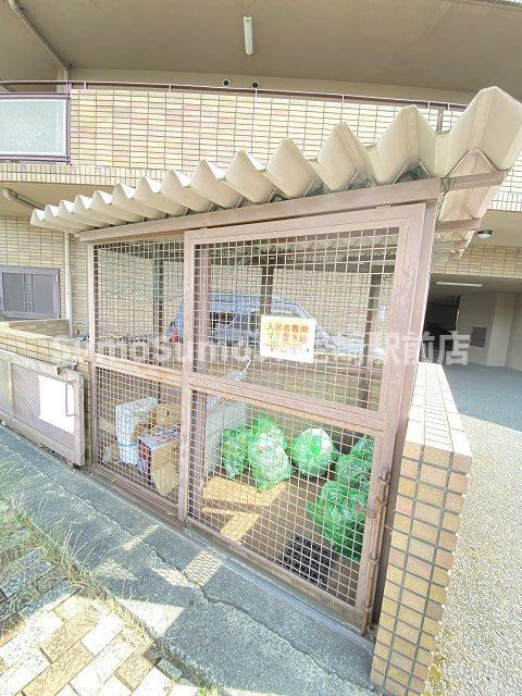 アルコ北園田のその他共用部分|落ち着いた雰囲気の外観です