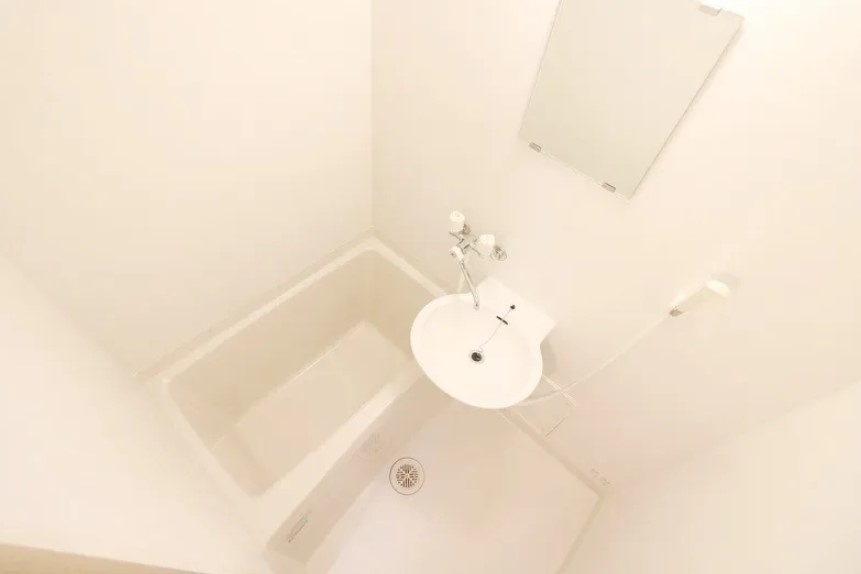 レオパレスハイムシードの浴室