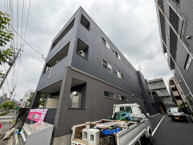 府中市美好町３丁目のアパート