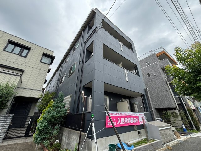 府中市美好町３丁目のアパートの外観