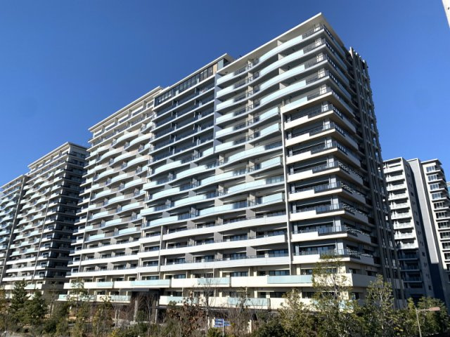 HARUMI FLAG SEA VILLAGE E棟の外観