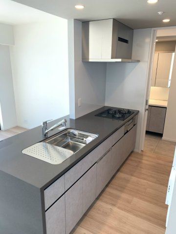 HARUMI FLAG SEA VILLAGE E棟のキッチン