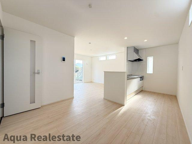 仲多度郡多度津町大字三井の新築一戸建の前面道路含む現地写真|前面道路含む現地写真です