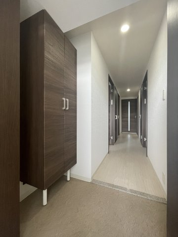 ノーブル徳川の玄関