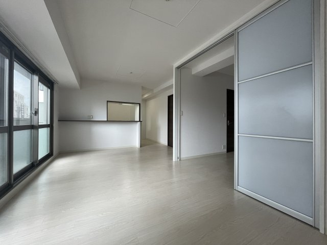 ノーブル徳川の居間・リビング|※同室タイプの画像です。内装の色などが異なる場合があります。