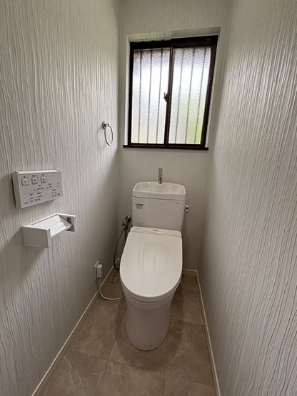 【トイレ】 | 筑紫野市美しが丘南４丁目　中古戸建☆仲介手数料無料☆