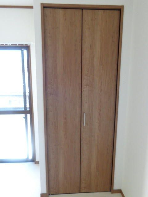 ＭＴハイツの玄関