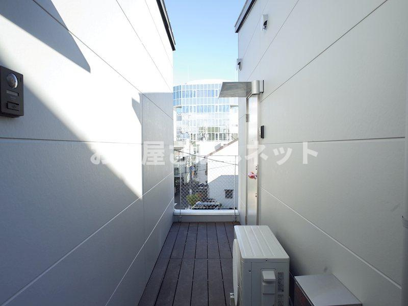 COLLAGE HOUSE【おとり物件なし】#学生・社会人にオススメ！初期費用分割払いOK！のバルコニー