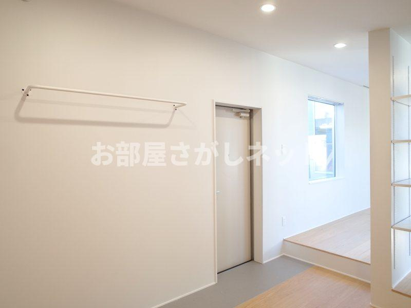 COLLAGE HOUSE【おとり物件なし】#学生・社会人にオススメ！初期費用分割払いOK！の玄関