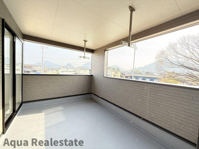 仲多度郡多度津町大字三井の新築一戸建のバルコニー|外からの目が気にならないバルコニーで洗濯物が干せます