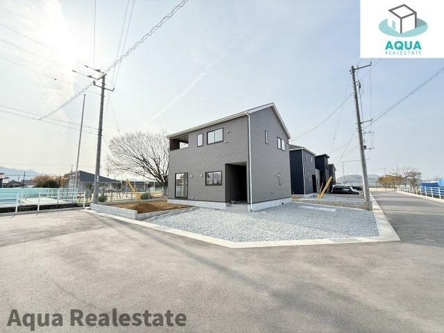 仲多度郡多度津町大字三井の新築一戸建の前面道路含む現地写真|前面道路含む現地写真です