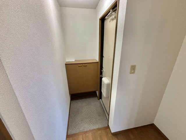 ハイカムールエレガンスの玄関