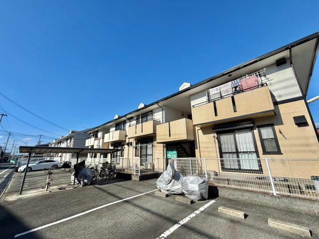 ハイカムールエレガンスの外観