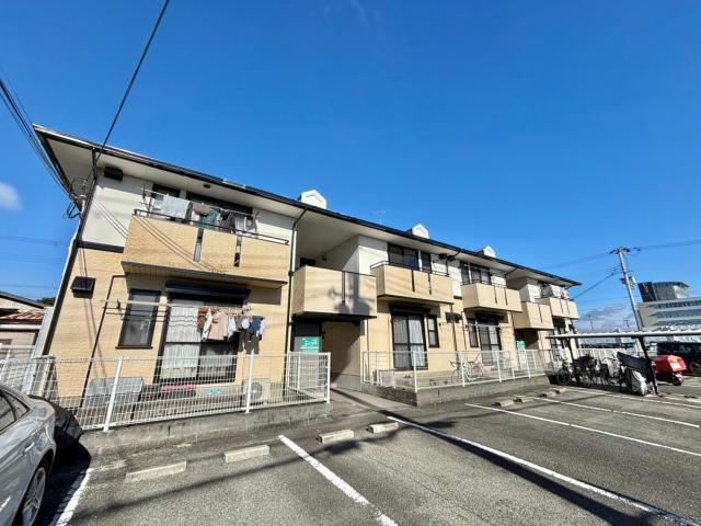 ハイカムールエレガンスの外観