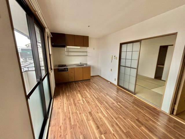 ハイカムールエレガンスの居間・リビング