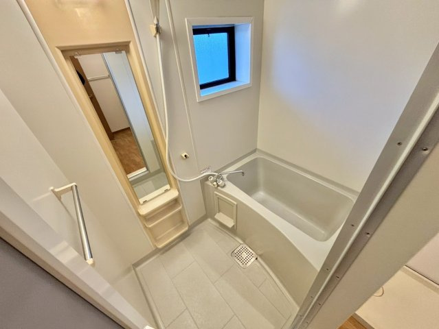 ハイカムールエレガンスの浴室