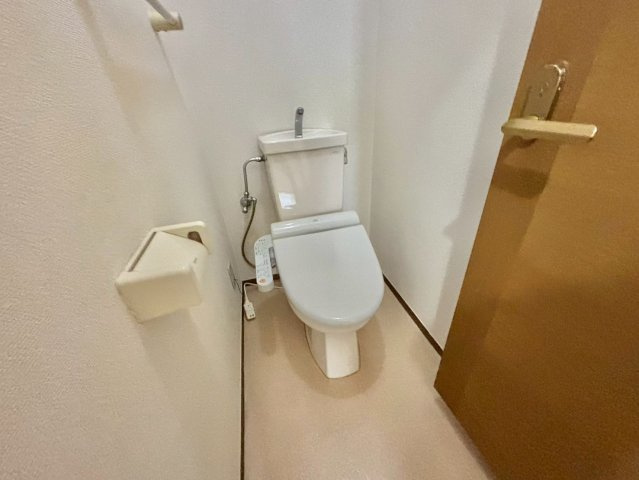 ハイカムールエレガンスのトイレ