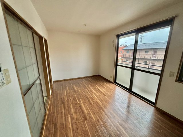 ハイカムールエレガンスの居間・リビング