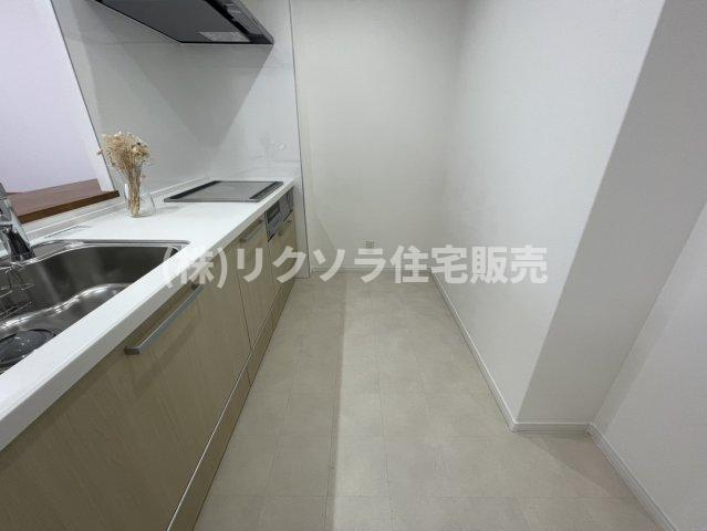 リバティパーク枚方F棟のキッチン|LDK14.2帖
■物件内覧・資金計画相談・住宅ローン相談、リフォーム相談、お問合せ受付中■
※当日・翌日のご内覧、ご相談はお電話でのお問合せがスムーズです！