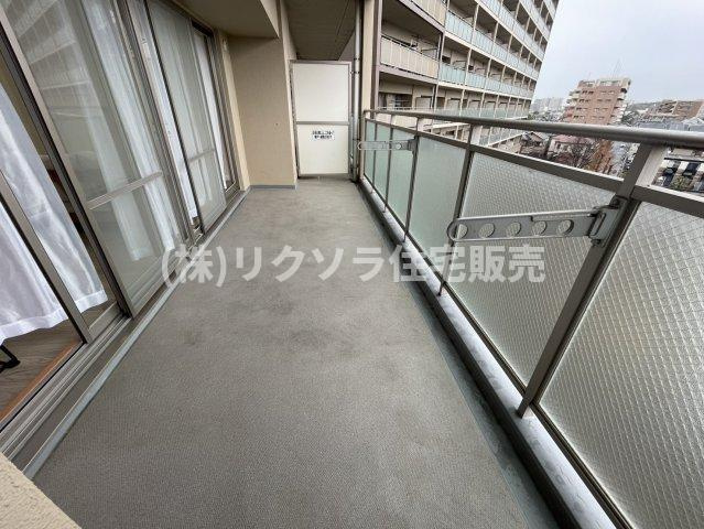 リバティパーク枚方F棟のバルコニー|ワイドバルコニー
■物件内覧・資金計画相談・住宅ローン相談、リフォーム相談、お問合せ受付中■
※当日・翌日のご内覧、ご相談はお電話でのお問合せがスムーズです！