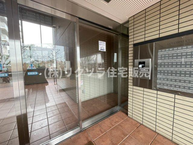 リバティパーク枚方F棟の防犯設備|オートロック
■物件内覧・資金計画相談・住宅ローン相談、リフォーム相談、お問合せ受付中■
※当日・翌日のご内覧、ご相談はお電話でのお問合せがスムーズです！