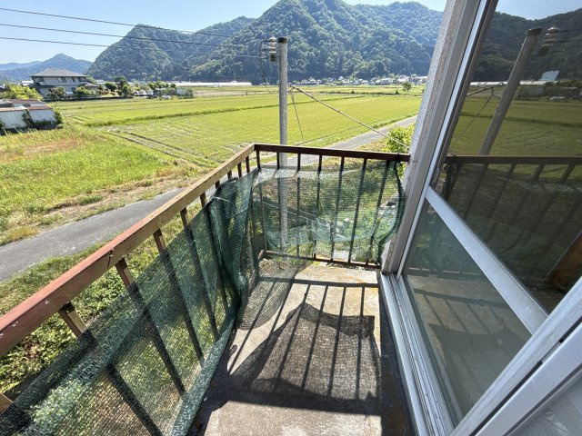 夢前町古知之庄貸家のバルコニー